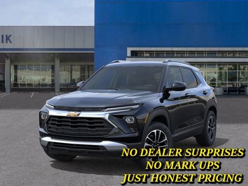 New 2026 Chevrolet TrailBlazer LT w/ Driver Confidence Package FWD image 6