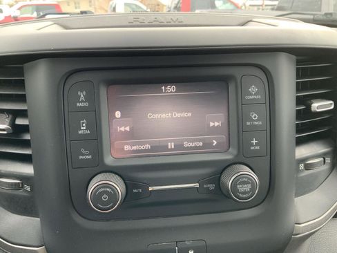 Used 2022 RAM 4500 Tradesman w/ Chrome Appearance Group image 33