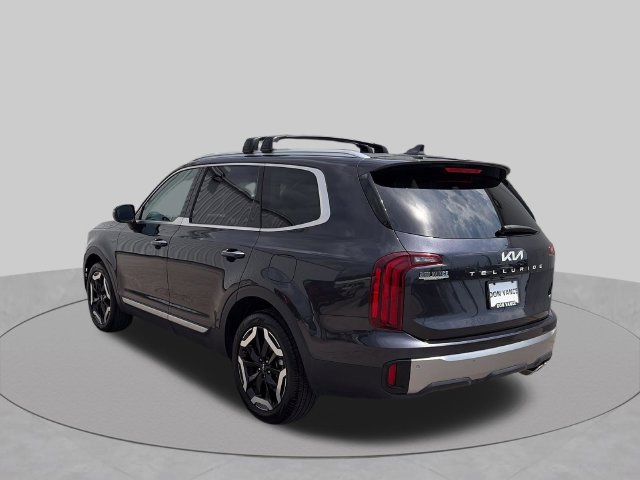Used 2025 Kia Telluride S AWD/4WD image 3