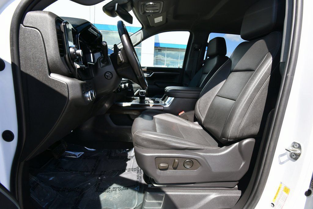 Used 2023 GMC Sierra 1500 SLT w/ SLT Convenience Package AWD/4WD image 15