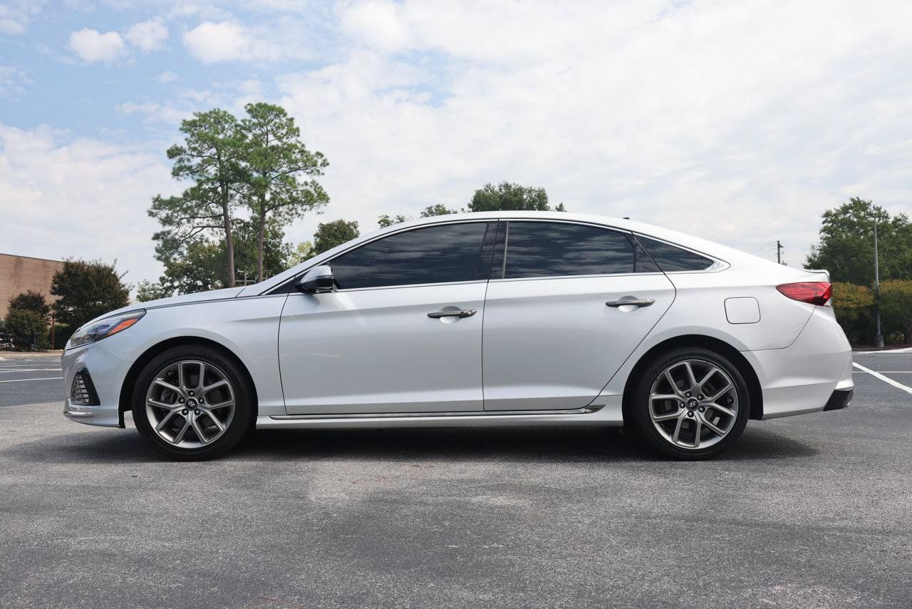 Used 2018 Hyundai Sonata Limited FWD image 2