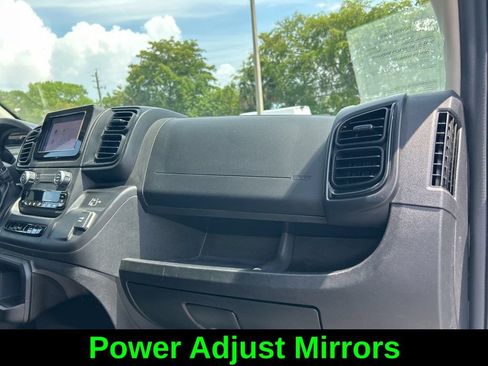 Used 2025 RAM ProMaster 2500 w/ Convenience Group FWD image 24