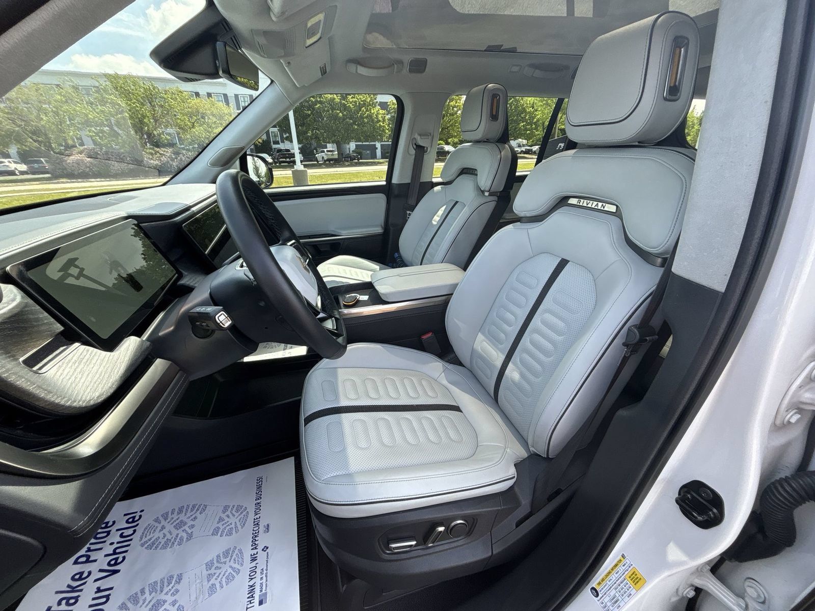 Used 2023 Rivian R1S Adventure Quad AWD/4WD image 12