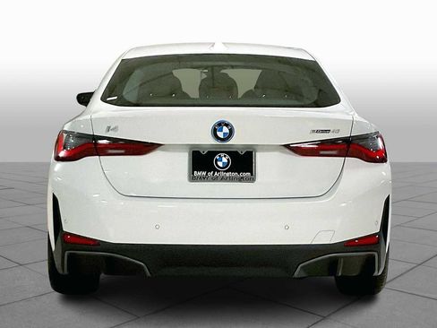 Used 2025 BMW i4 eDrive40 w/ Driving Assistance Package image 4