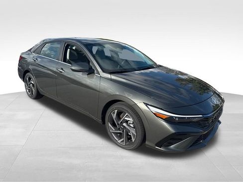 New 2026 Hyundai Elantra Limited FWD image 7
