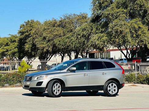 Used 2011 Volvo XC60 3.2 image 5