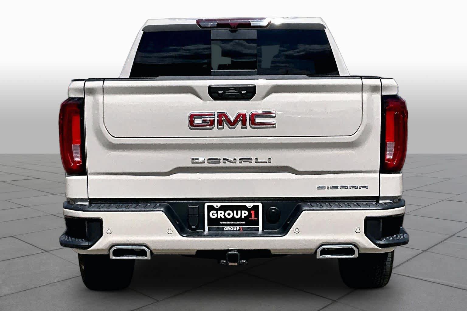 Used 2026 GMC Sierra 1500 Denali AWD/4WD image 5