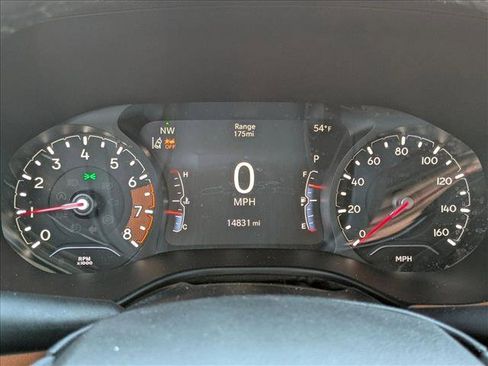 Used 2023 Jeep Compass Limited w/ Sun and Sound Group image 11