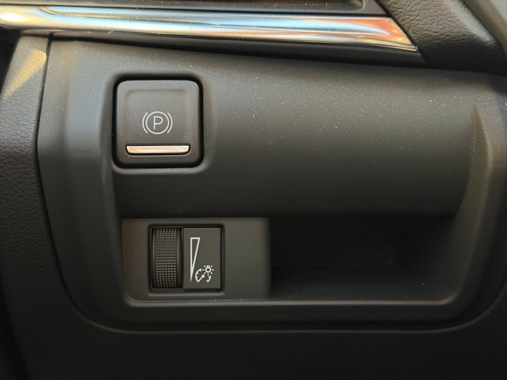 Used 2025 Cadillac CT4 Sport AWD/4WD image 26