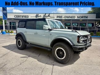 Used 2021 Ford Bronco Outer Banks w/ Sasquatch Package AWD/4WD video 1