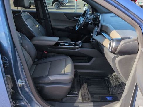 Certified 2025 Chevrolet Equinox LT w/ Convenience Package II image 25