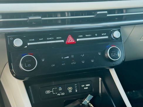 Used 2025 Hyundai Tucson SEL image 14