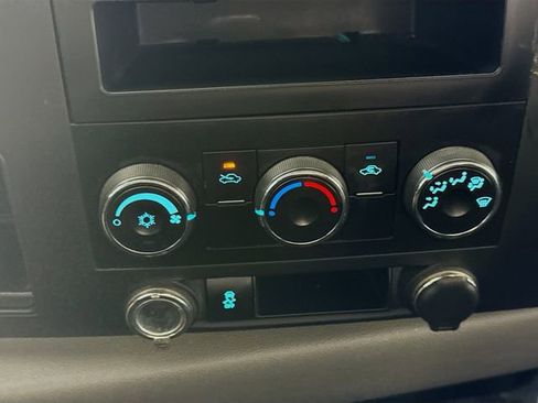 Used 2013 Chevrolet Silverado 1500 W/T image 14