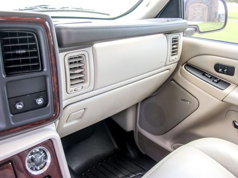 Used 2006 Cadillac Escalade EXT AWD/4WD image 35