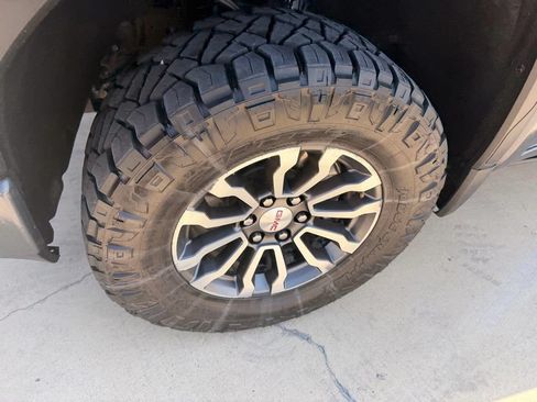 Used 2021 GMC Sierra 1500 AT4 AWD/4WD image 7