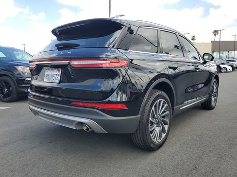 Used 2023 Lincoln Corsair Reserve image 4