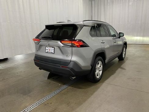 Certified 2019 Toyota RAV4 XLE w/ Convenience Package image 4