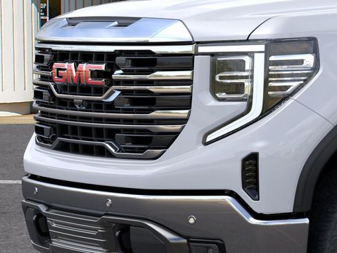 New 2026 GMC Sierra 1500 SLT w/ SLT Premium Plus Package AWD/4WD image 13