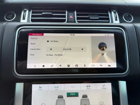 Used 2018 Land Rover Range Rover HSE AWD/4WD image 35