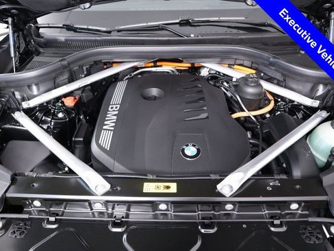New 2025 BMW X5 xDrive50e w/ Premium Package image 21