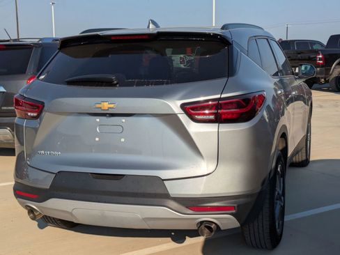 Used 2023 Chevrolet Blazer LT w/ Convenience Package image 3