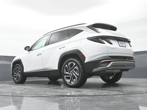 Certified 2025 Hyundai Tucson Limited image 42