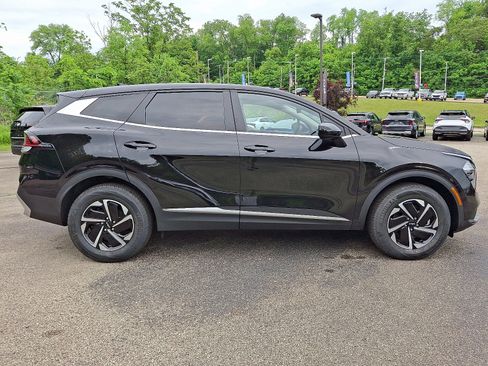 Used 2023 Kia Sportage LX AWD/4WD image 7