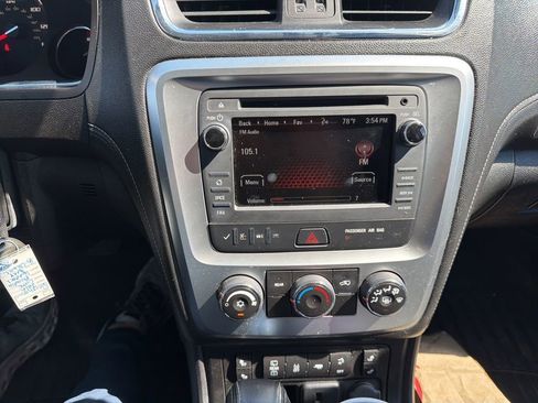 Used 2016 GMC Acadia SLE FWD image 11