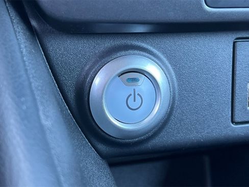 Used 2023 Nissan Leaf S image 22