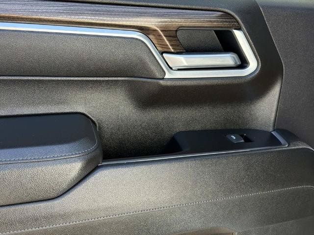 Used 2025 Chevrolet Silverado 1500 LT RWD image 19