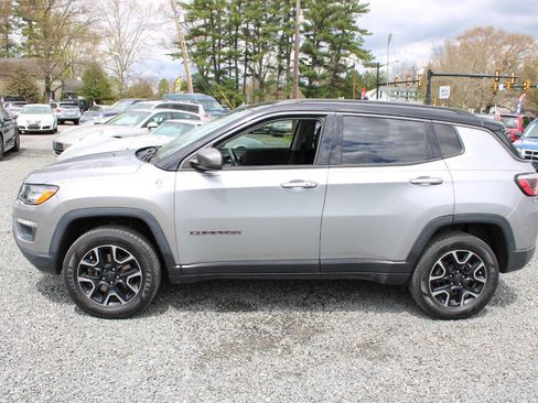 Used 2019 Jeep Compass Trailhawk AWD/4WD image 10