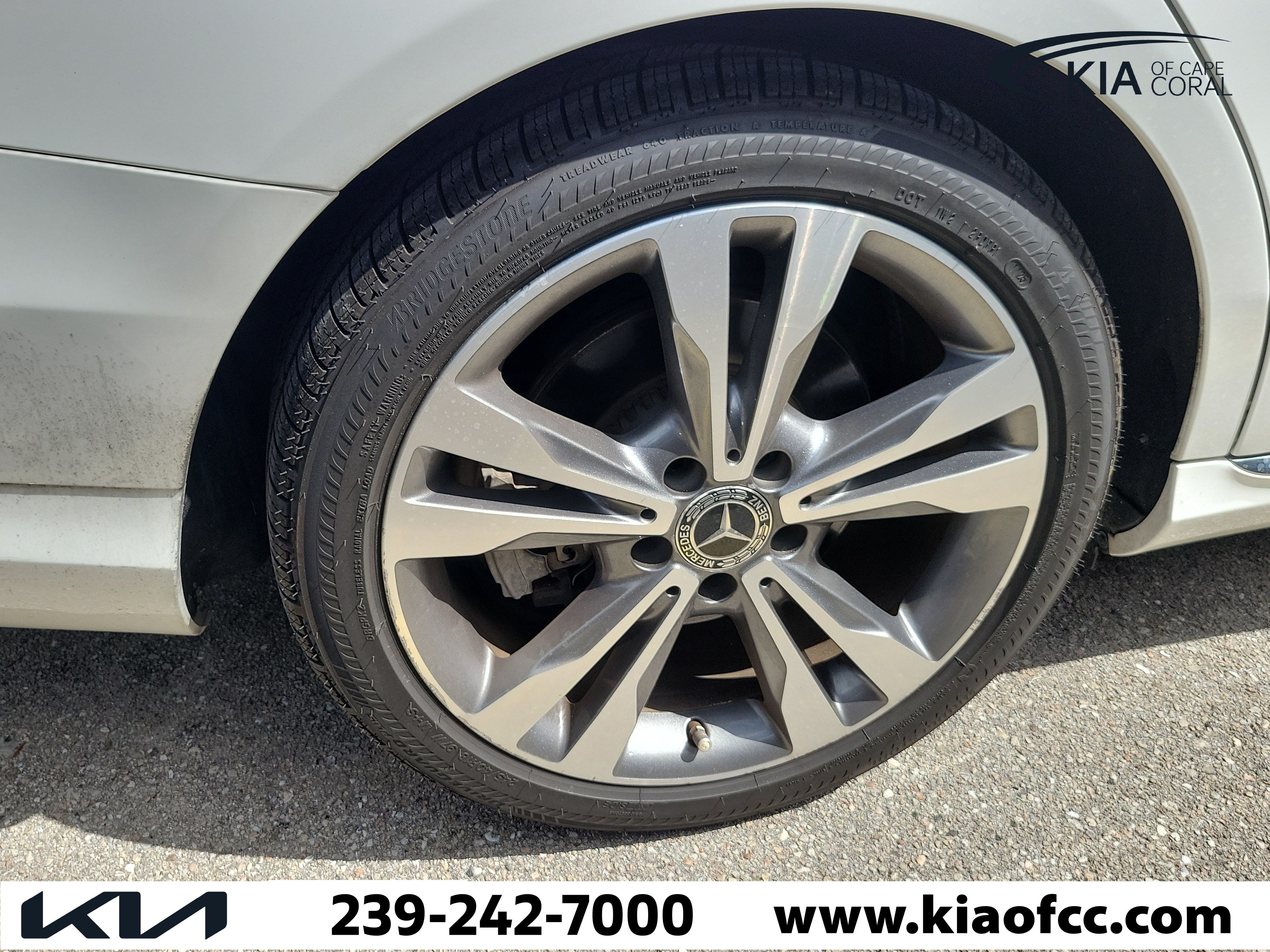 Used 2021 Mercedes-Benz C 300 Sedan image 4