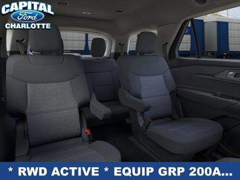 New 2026 Ford Explorer Active RWD image 12