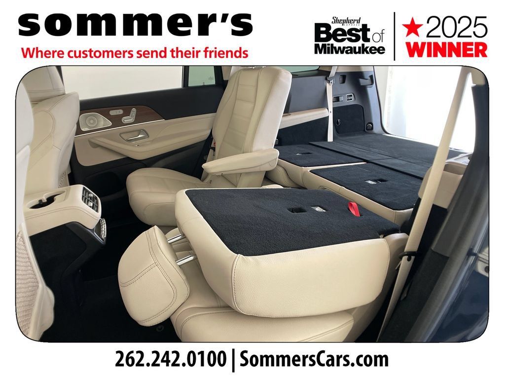 Used 2025 Mercedes-Benz GLS 450 4MATIC image 30