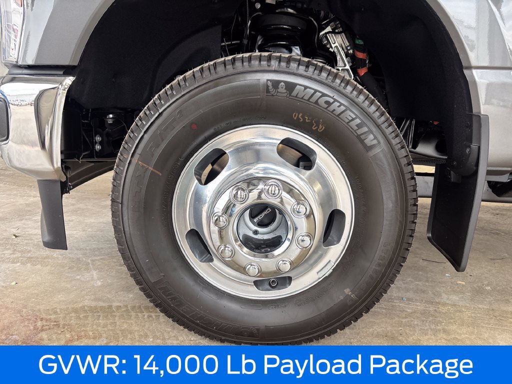 New 2026 Ford F350 Lariat w/ Lariat Ultimate Package AWD/4WD image 12