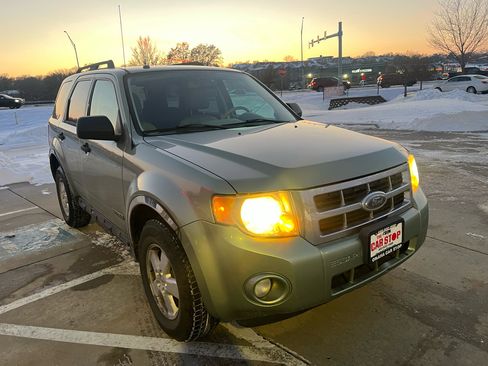 Used 2008 Ford Escape XLT image 4