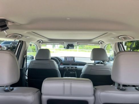 Certified 2025 Honda Pilot Elite image 22