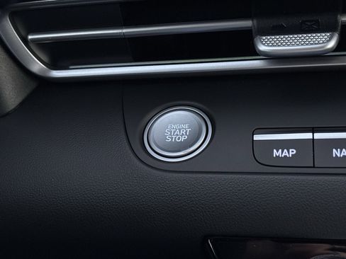 New 2026 Hyundai Elantra Limited image 22