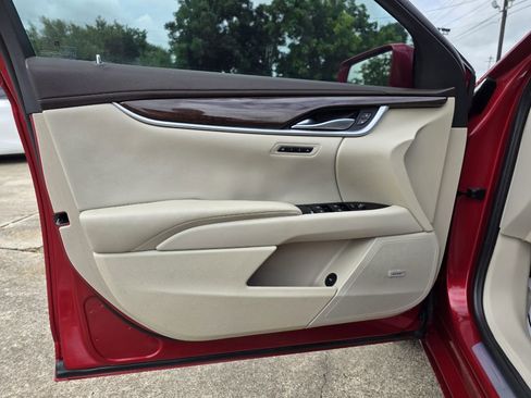 Used 2015 Cadillac XTS Luxury w/ Driver Awareness Package image 26