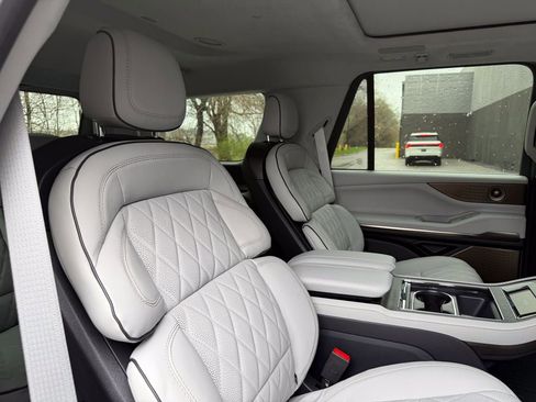 New 2026 Lincoln Navigator Black Label image 26