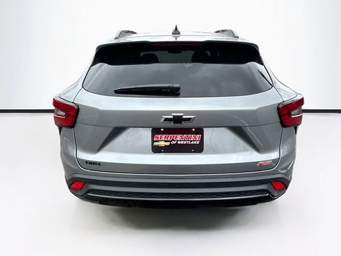 New 2026 Chevrolet Trax RS w/ Driver Confidence Package FWD image 7