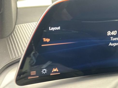 New 2026 Cadillac Vistiq Luxury w/ LPO, Floor Liner Package AWD/4WD image 32