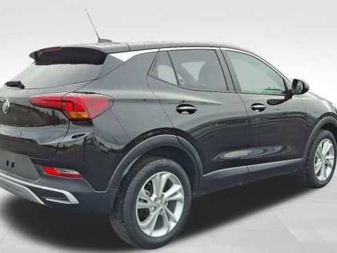 Used 2023 Buick Encore GX Preferred w/ Cold Weather Comfort Package image 5