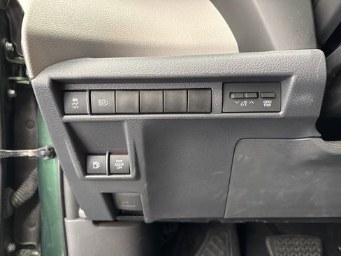 Certified 2021 Toyota Sienna LE image 34