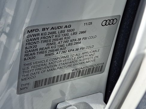Used 2025 Audi Q5 Premium w/ Premium Plus AWD/4WD image 27