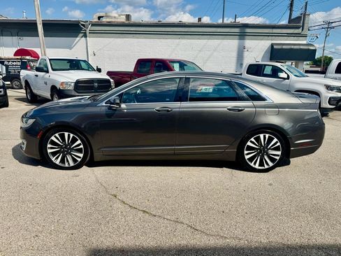 Used 2017 Lincoln MKZ Select w/ Select Plus Package AWD/4WD image 7