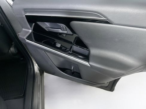 Used 2023 Toyota bZ4X XLE w/ Weather Package image 28