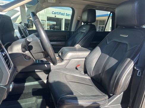 Used 2019 Ford Expedition Max Platinum image 10