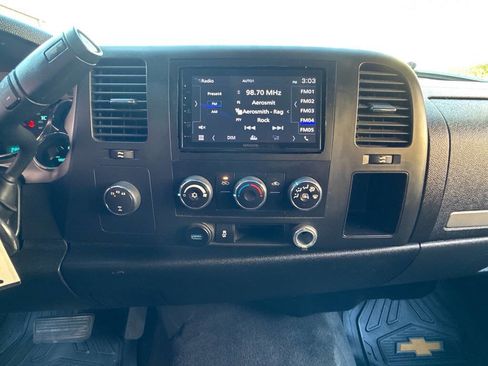 Used 2013 Chevrolet Silverado 2500 LT w/ Suspension Package, Off-Road image 20