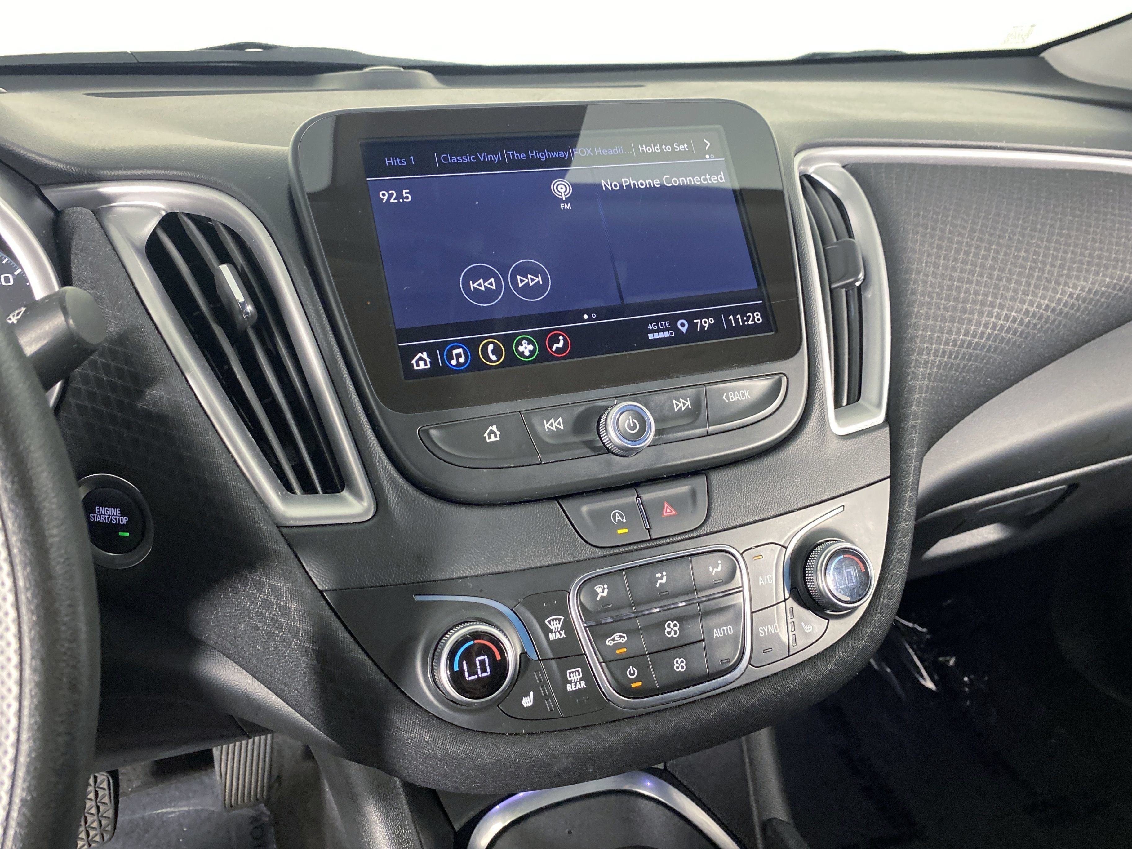Used 2025 Chevrolet Malibu LT FWD image 28